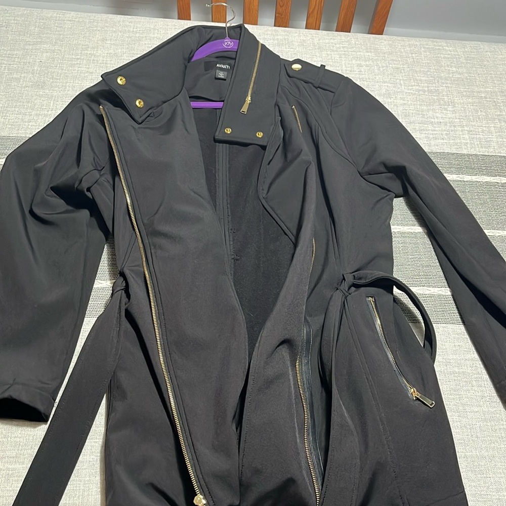 XL Black Avanti coat with belt and hidden hood